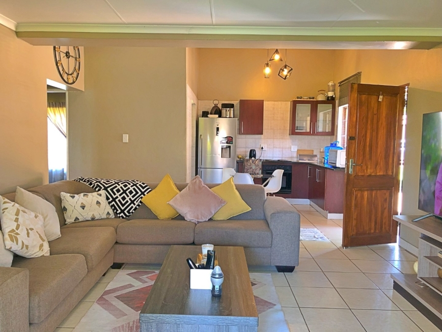 2 Bedroom Property for Sale in Waterval East North West